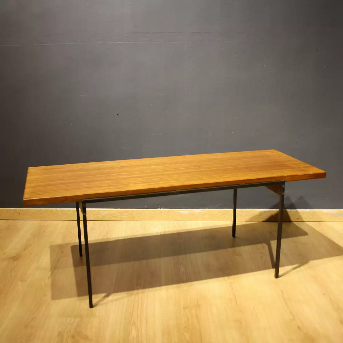 Table basse dlg de Cees Braakman, années 50