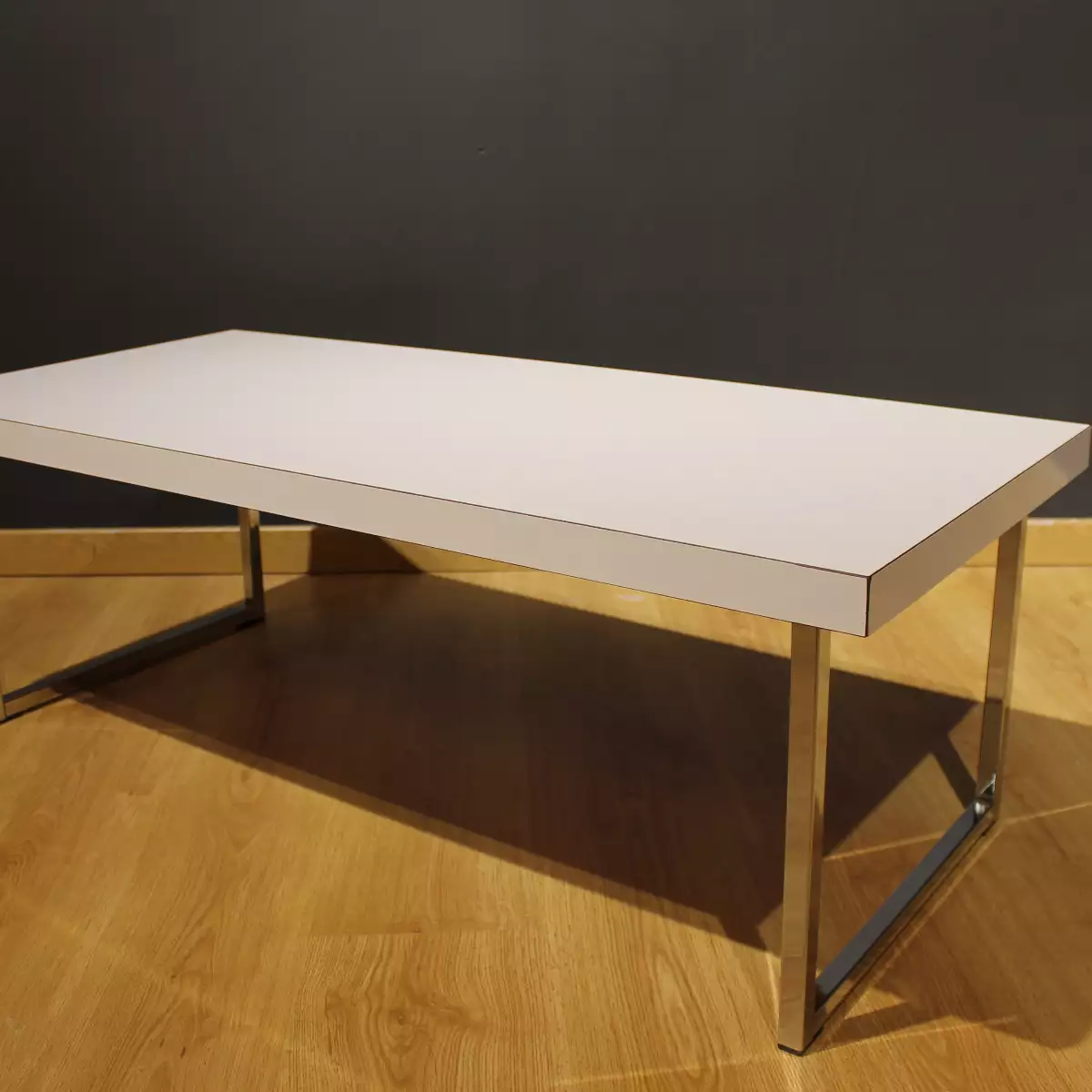 Table basse de Pierre Guariche