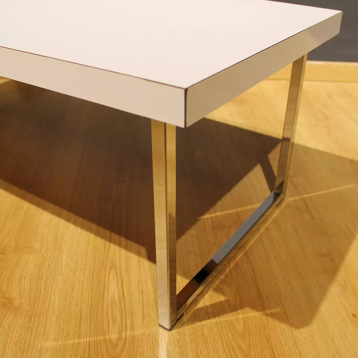 Table basse de Pierre Guariche