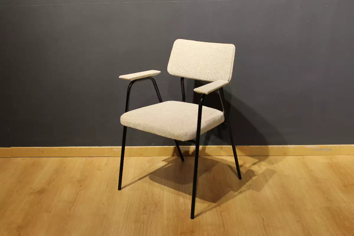 Fauteuil "M' de Pierre Guariche