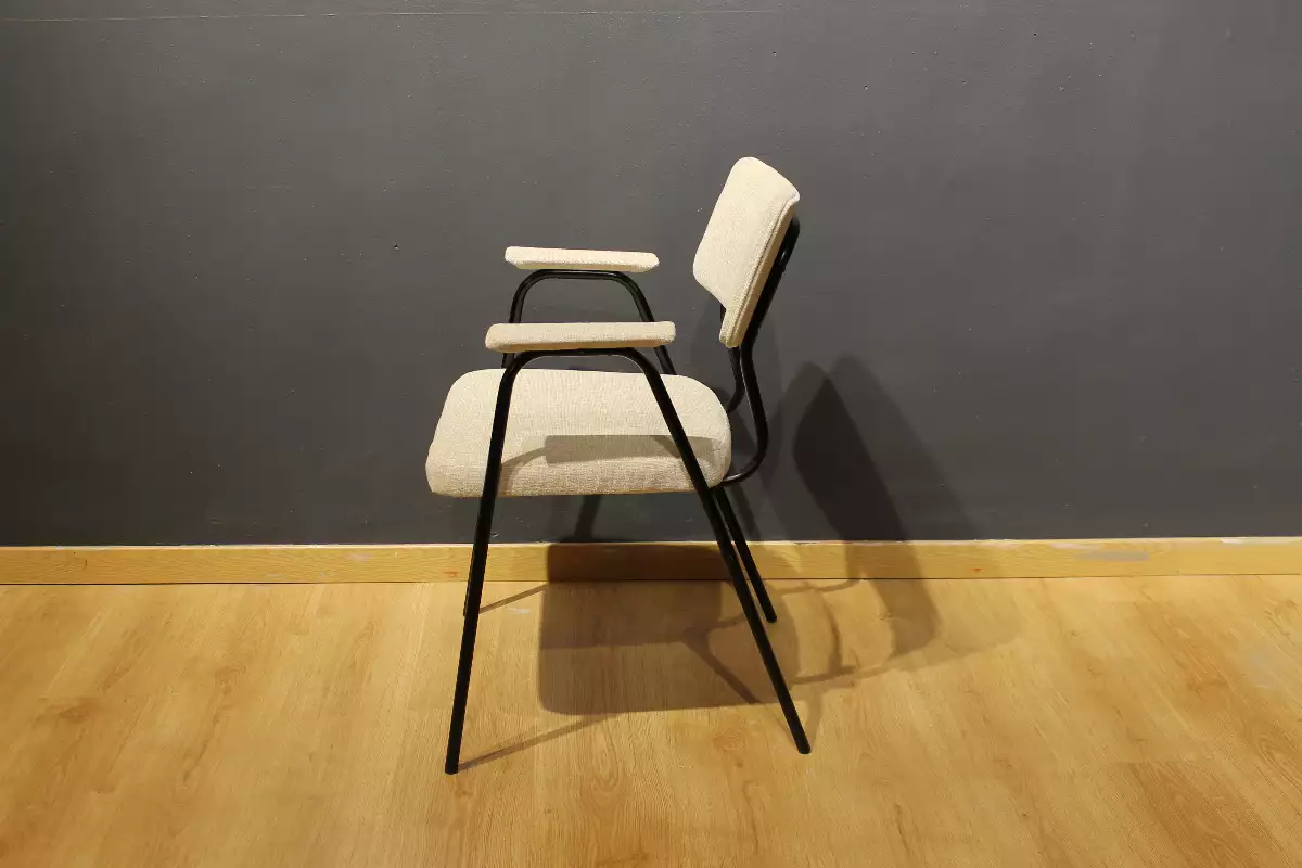 Fauteuil "M' de Pierre Guariche